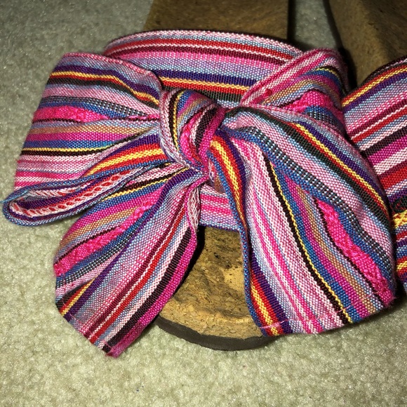 Urban Outfitters Striped Bow Pool Slide - Picture 3 of 7